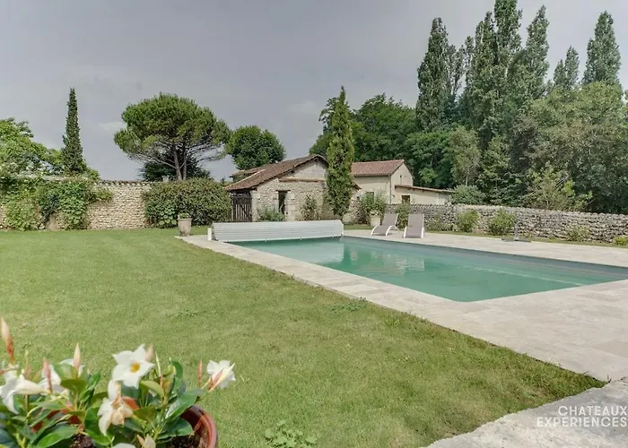 Chateau De Montardy *